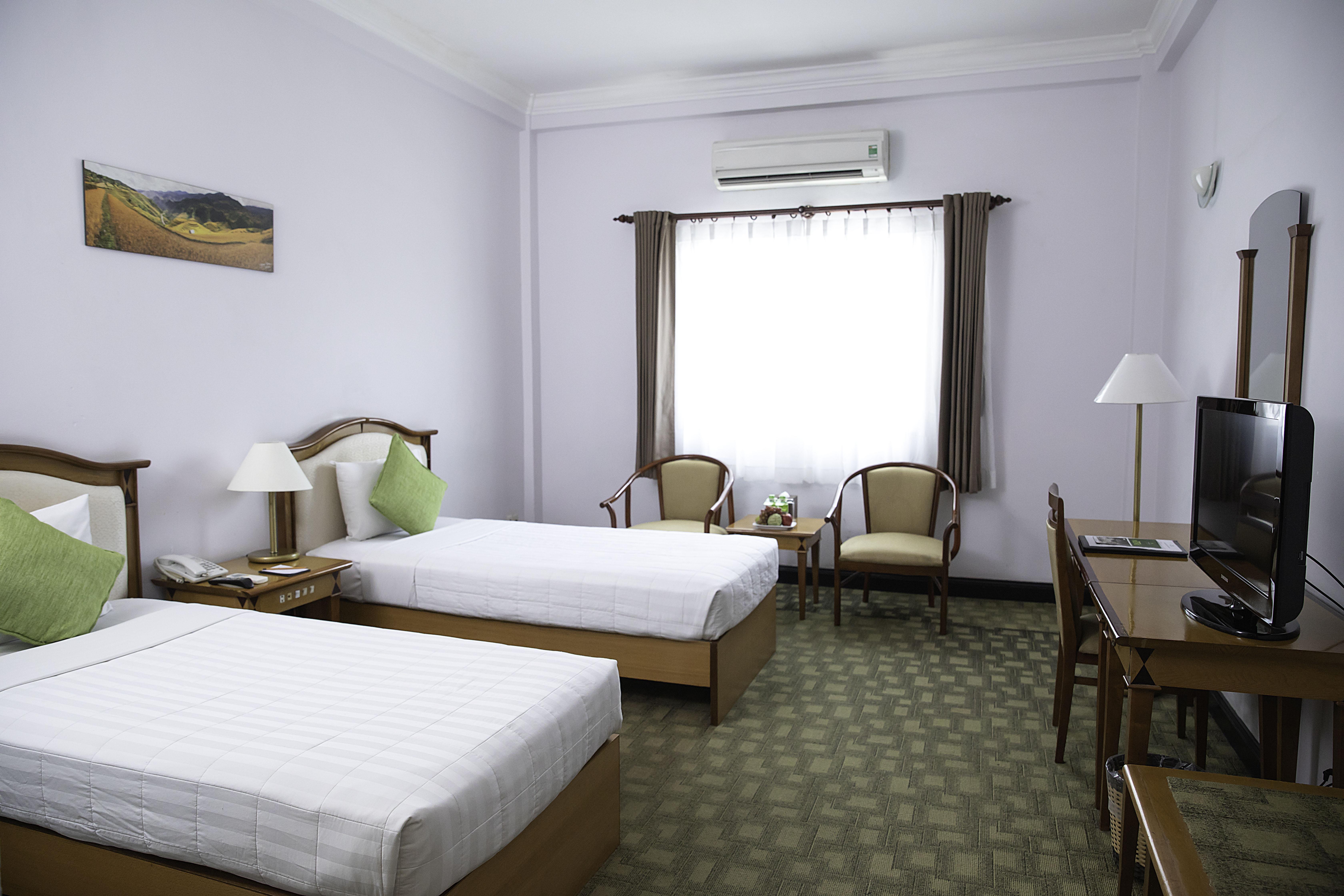 Liberty Hotel Saigon Parkview Хошимин Екстериор снимка