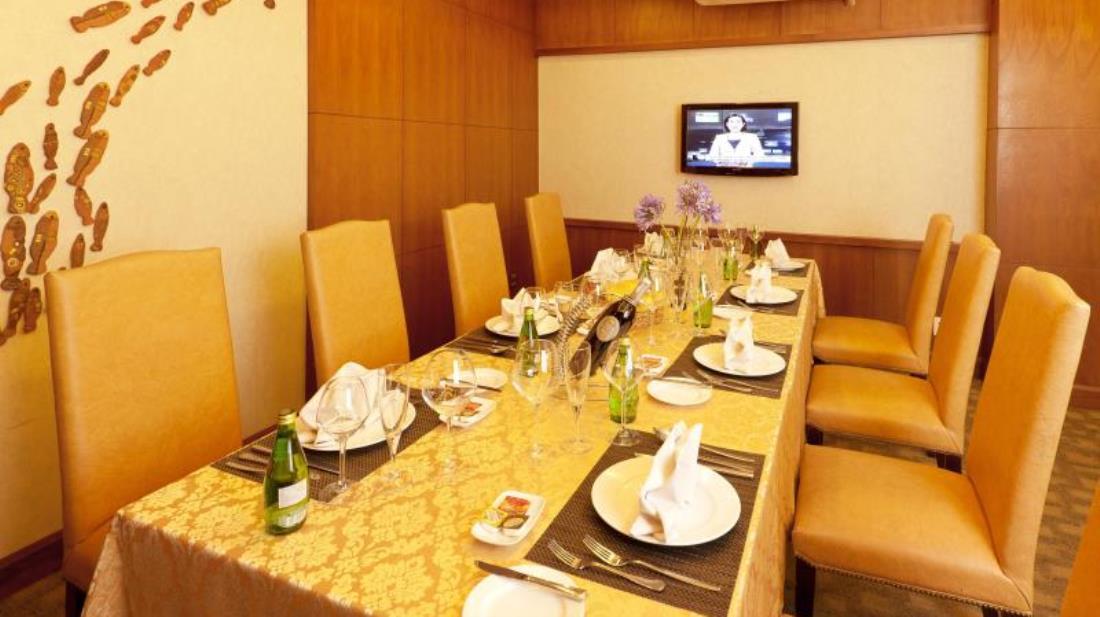 Liberty Hotel Saigon Parkview Хошимин Екстериор снимка