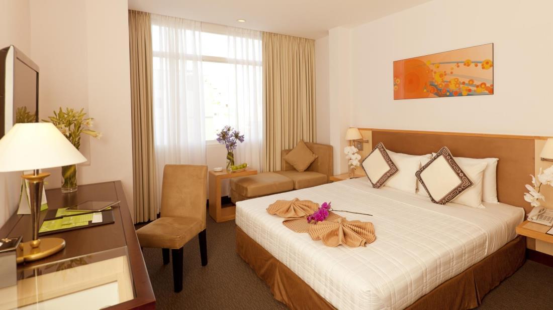 Liberty Hotel Saigon Parkview Хошимин Екстериор снимка